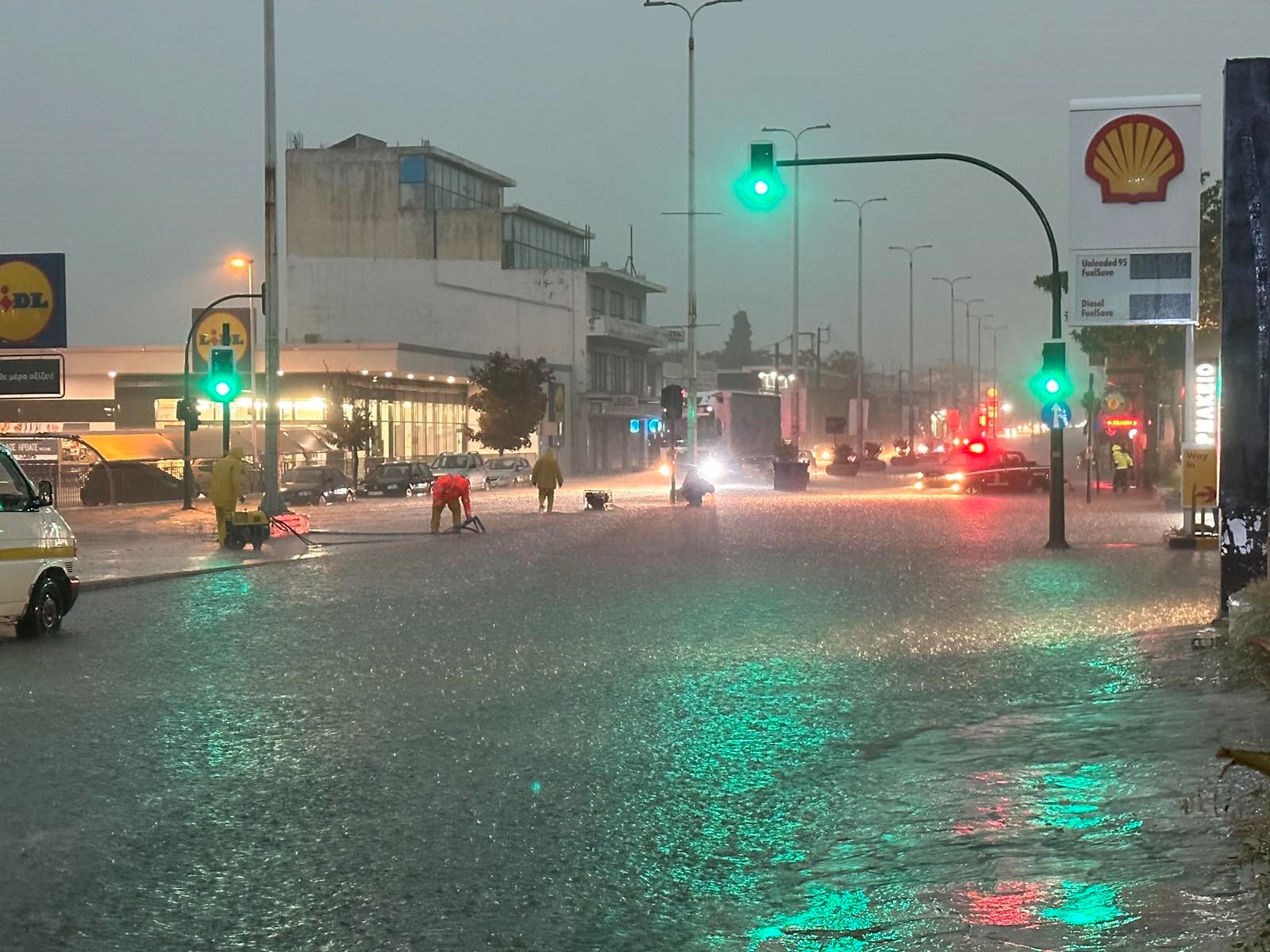 Απαγορεύεται η κυκλοφορία στην ευρύτερη περιοχή του Βόλου